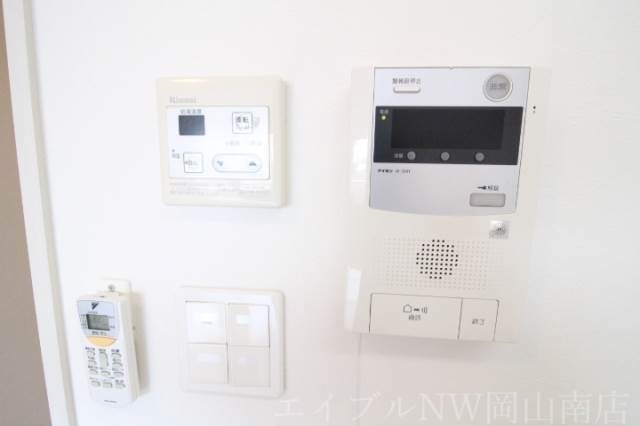 拡大写真:岡山市南区浜野2丁目 4階405のセキュリティ