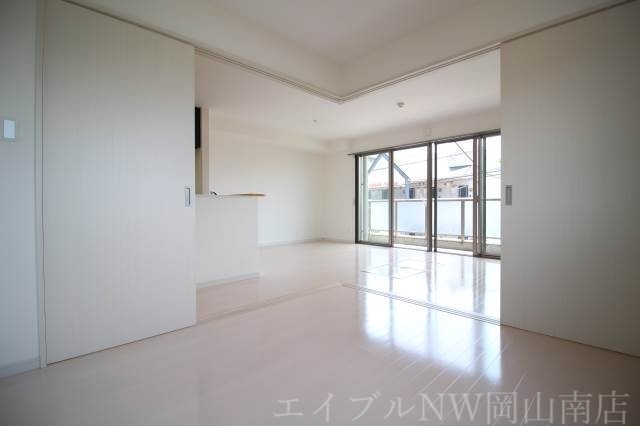 拡大写真:岡山市南区浜野2丁目 4階405のその他部屋・スペース