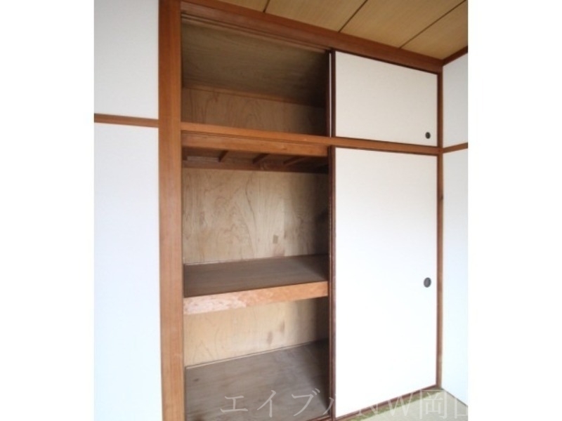 拡大写真:玉野市田井5丁目 1階1の収納