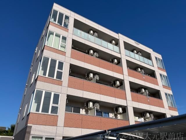拡大写真:ブリエ ロッシュ U 2階203の建物外観
