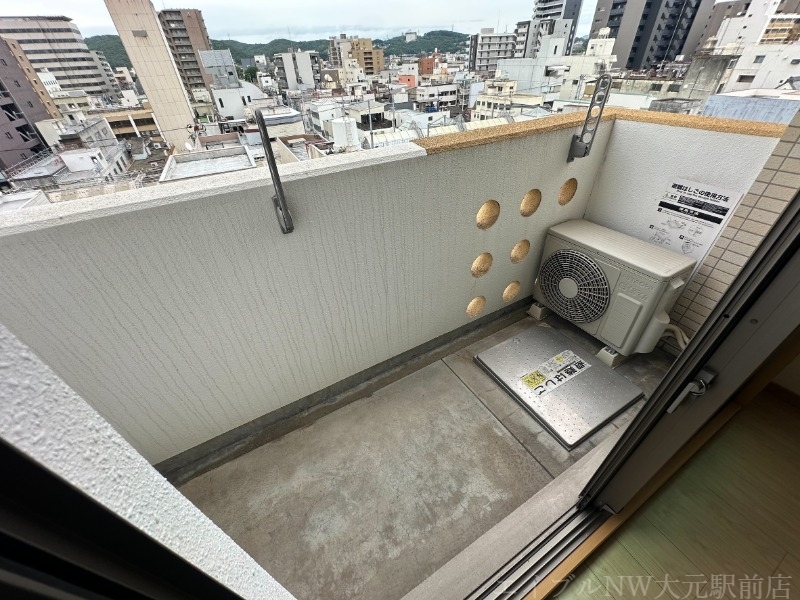 拡大写真:ウイング21中山下 8階803のバルコニー