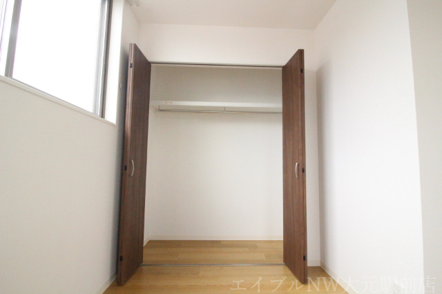 拡大写真:Casa un.fleur 1階101の収納