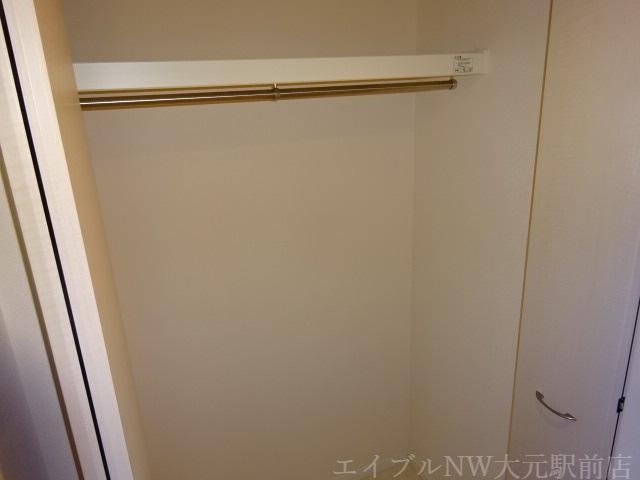 拡大写真:ブリエ ロッシュ U 2階203の収納