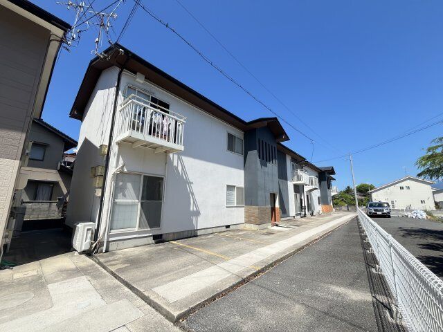 コーポセカンドMの外観