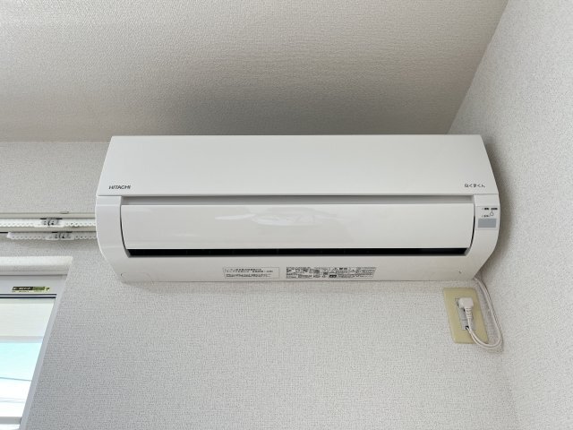 拡大写真:Pine Court(パインコート) 2階202の玄関