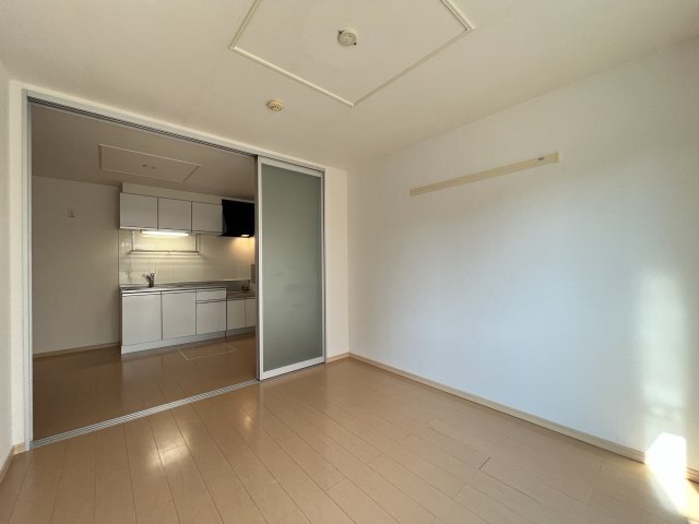 拡大写真:シーガーディアンⅠ 1階102の居間