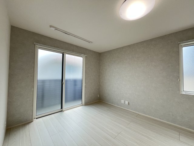 拡大写真:サンライズ 2階201の居間
