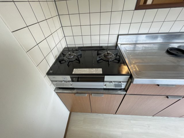 拡大写真:パドル 1階102のキッチン