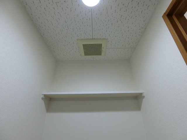 拡大写真：スカイマンションA 3階302の収納