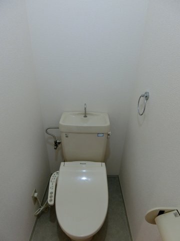 拡大写真:エスポワール松本B棟 2階201のトイレ
