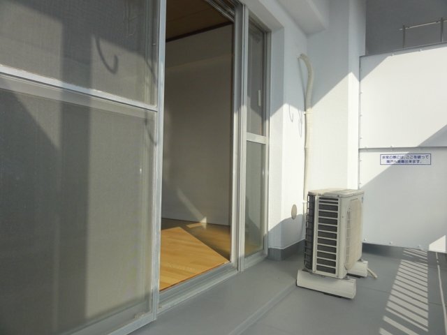 拡大写真:沢屋コーポ 4階407のバルコニー