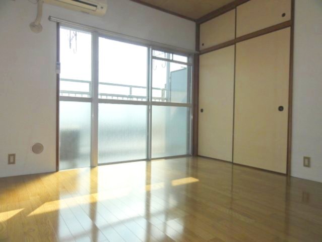 拡大写真:沢屋コーポ 4階407の収納