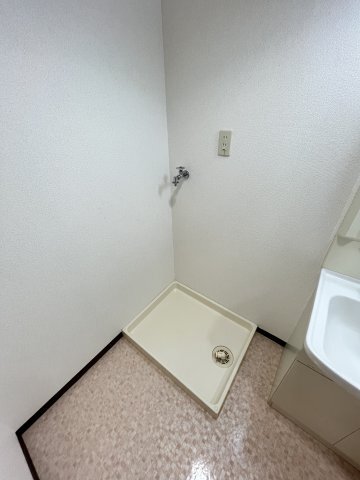 拡大写真:スカイマンションD 1階105の洗面所