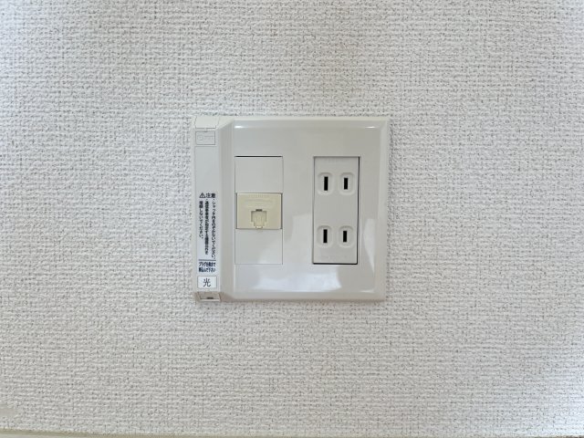 拡大写真:エレガントヴィエⅢ 2階202のその他設備