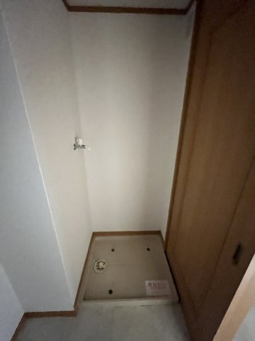 拡大写真:ピュール ジャンB 1階101の洗面所