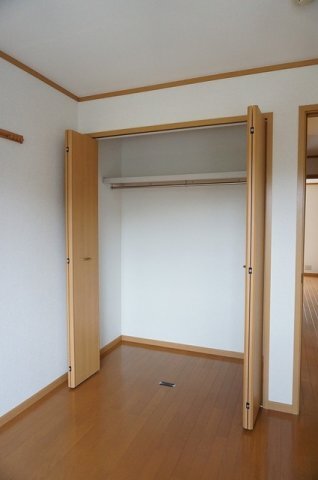 拡大写真：ハイファイン藤 2階201の収納