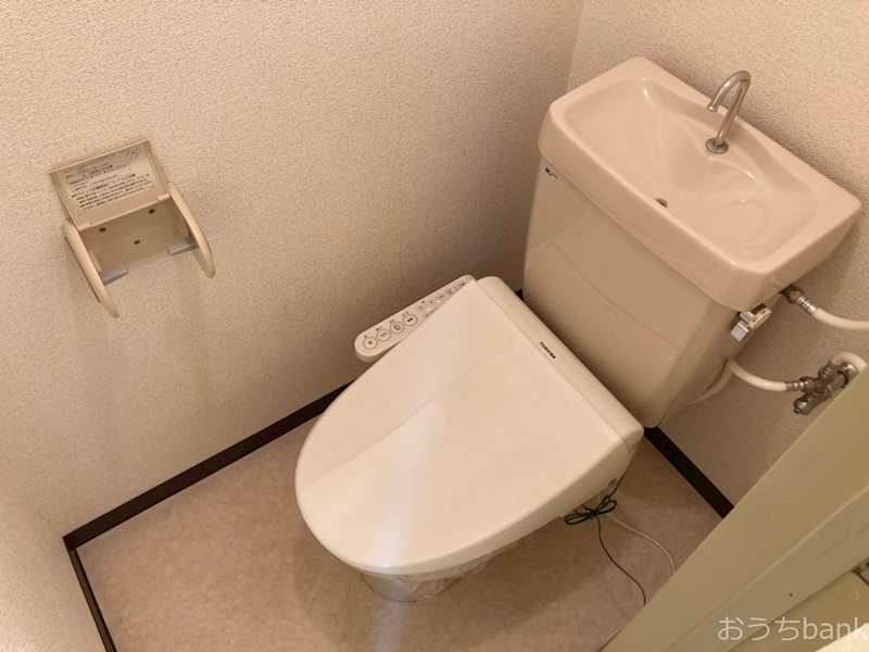拡大写真:カノン本郷 2階202のトイレ