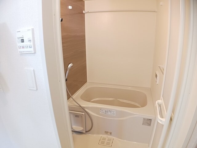 拡大写真:福岡市早良区小田部2丁目 3階301のバス