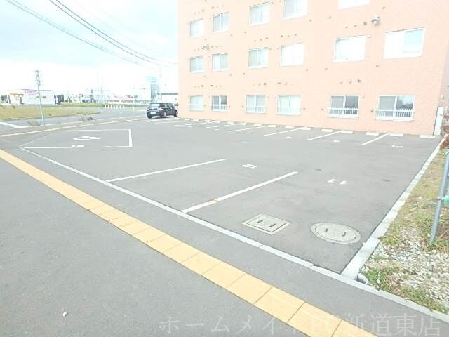 拡大写真:第6松屋ビル 10階1006の駐車場