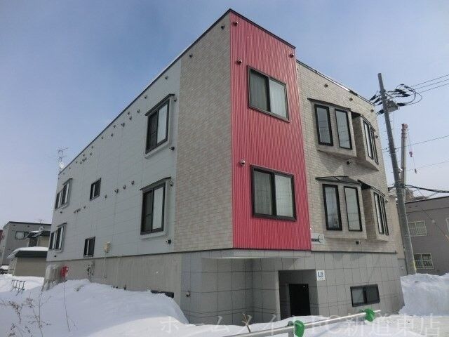 LEE SPACE 北48条の外観