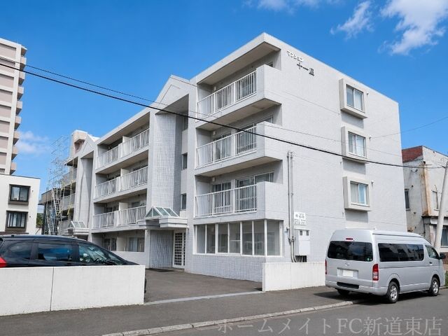 拡大写真：e.us新道東 4階401の建物外観