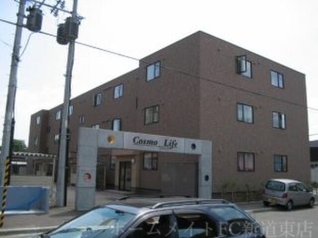拡大写真:Cosmo Life 1階103の外観写真
