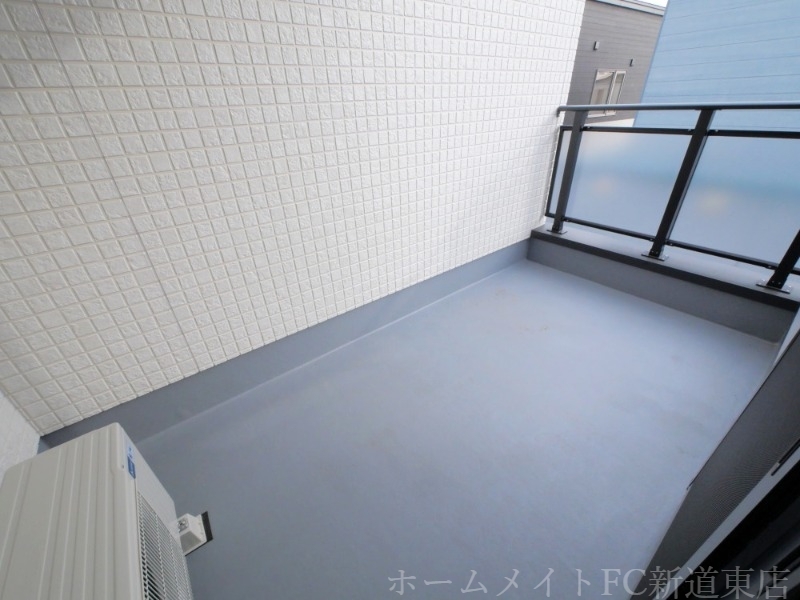 拡大写真:クレスタ 1階Dのバルコニー