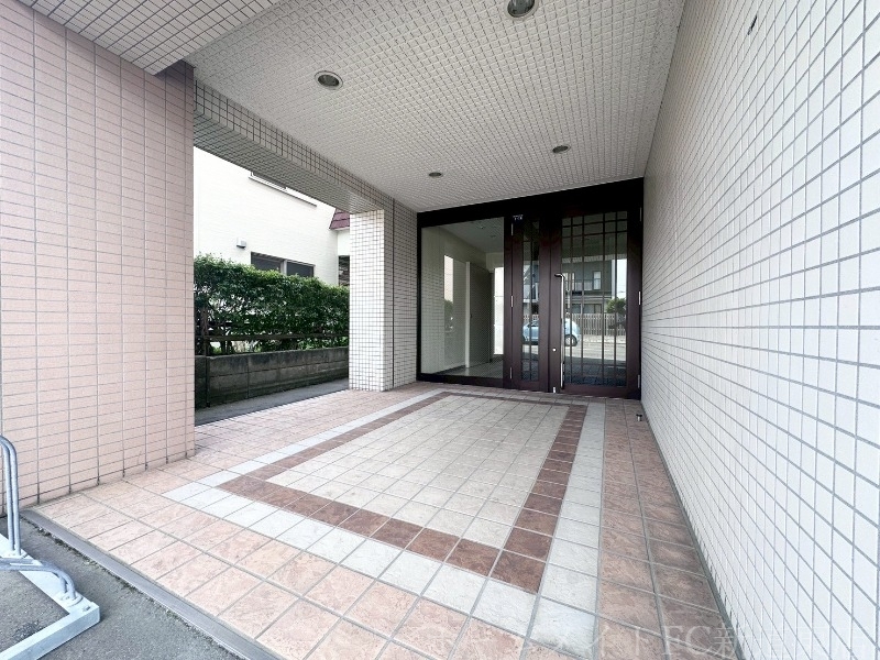 拡大写真:Vest Life N20 4階401のエントランス