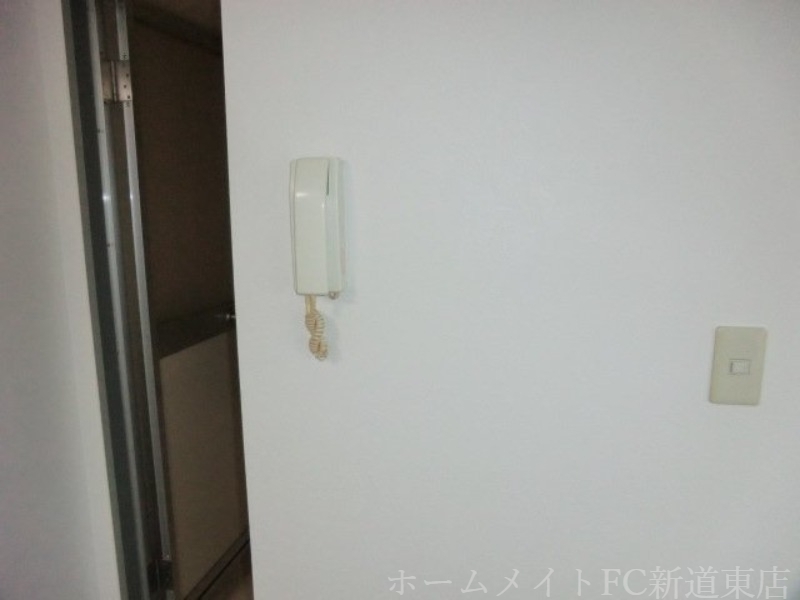 拡大写真:エミネンスN39 2階202のインターフォン