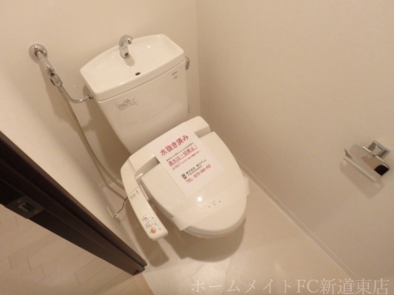 拡大写真:ラクラス札幌北7条 9階905のトイレ