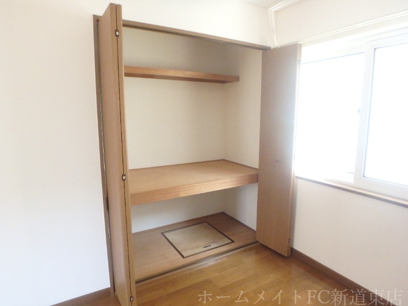 拡大写真:はあとふるハイツ1号館 2階3の収納