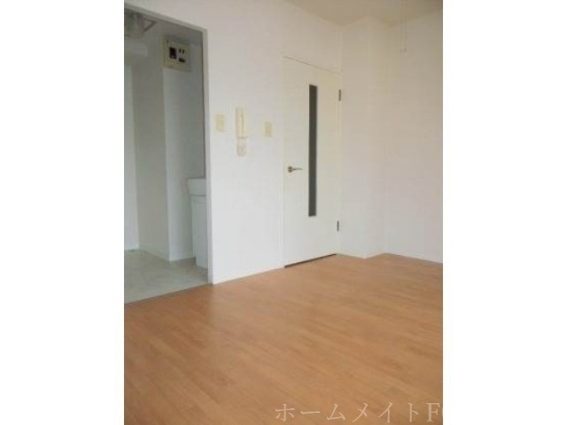 拡大写真:S-Court17 1階105の洋室