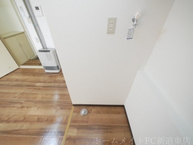 拡大写真:ローヤルハイツ341 4階403のその他設備