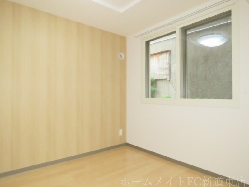 拡大写真:COMFORT 3階301の洋室