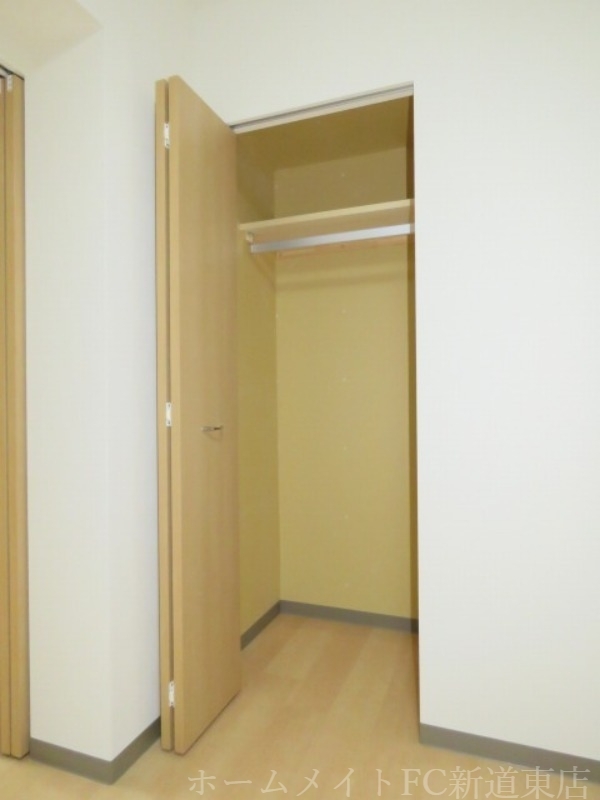 拡大写真:COMFORT 3階301の収納