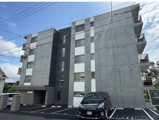 拡大写真:ラピス山の手 4階405の建物外観