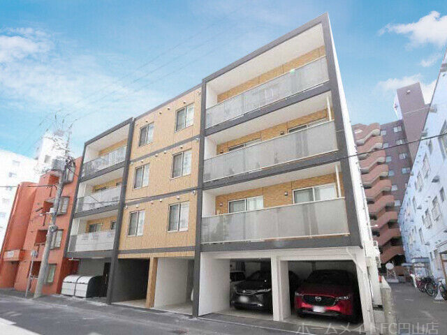 Partire 裏参道の外観