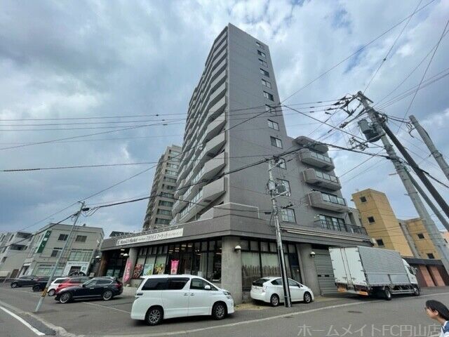 拡大写真：Ｇｕｆｏ伏見 9階901の建物外観