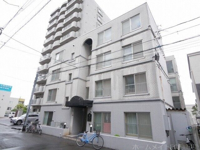 グランメール琴似の外観