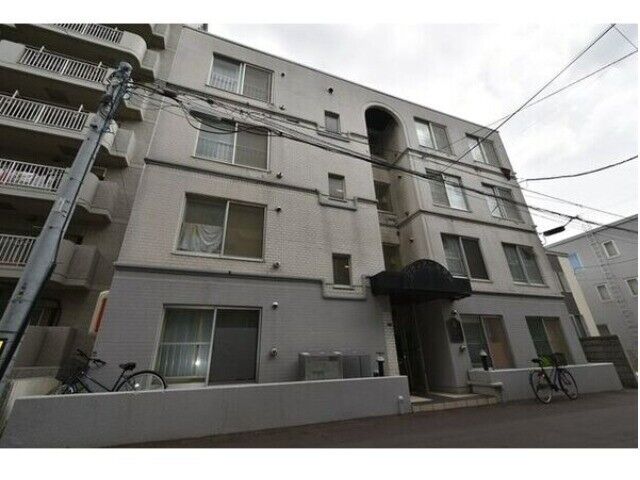 拡大写真:グランメール琴似 3階301の建物外観