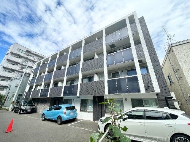拡大写真:ange-rose(アンジュ・ロゼ) 4階405の建物外観