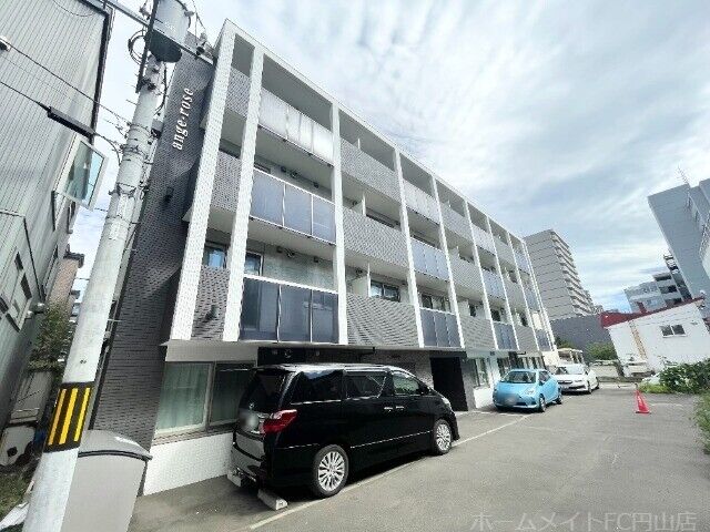 拡大写真:ange-rose(アンジュ・ロゼ) 4階405の建物外観
