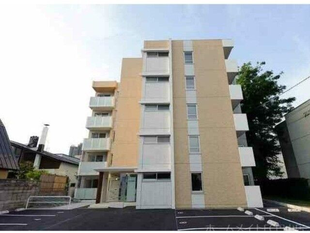 拡大写真:La Colina 4階403の建物外観