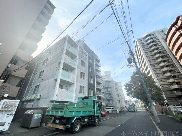 拡大写真:ブランシャールSAPPORO STATION WEST 5階502の建物写真
