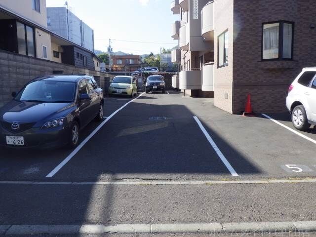 拡大写真:TA21宮ケ丘 3階303の駐車場
