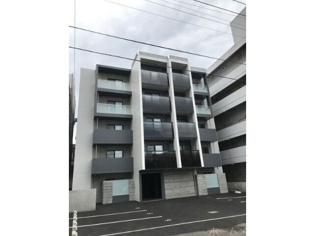 拡大写真:シティレジデンス南12条 3階301の建物外観
