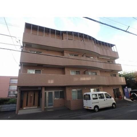 拡大写真:フォレスト神宮前 2階206の建物外観