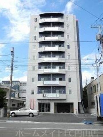 マハトゥール伏見の外観