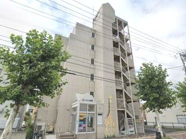 あいりん桑園の外観