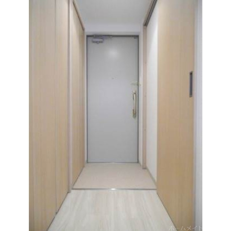 拡大写真:La Colina 4階403の玄関